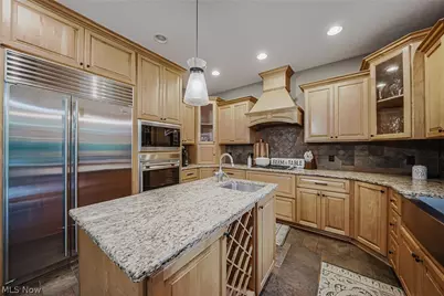 985 W Martin Avenue, Amherst, OH 44001 - Photo 16