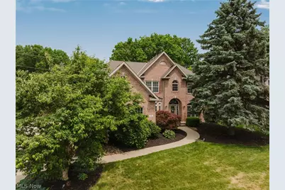 985 W Martin Avenue, Amherst, OH 44001 - Photo 1