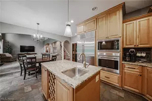 985 W Martin Ave, Amherst, OH 44001 - Photo 18