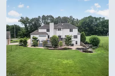 1343 Vermillion Drive, Barberton, OH 44203 - Photo 10