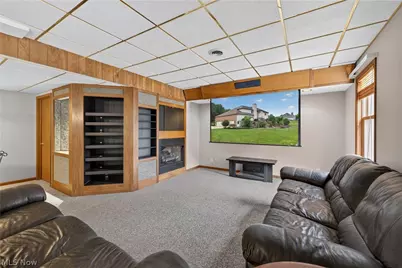 1343 Vermillion Drive, Barberton, OH 44203 - Photo 42