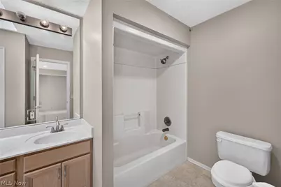 1343 Vermillion Drive, Barberton, OH 44203 - Photo 30