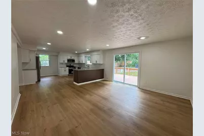 1281 S Hawkins Avenue, Akron, OH 44320 - Photo 12