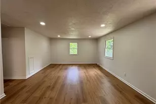 1281 S Hawkins Ave, Akron, OH 44320 - Photo 24