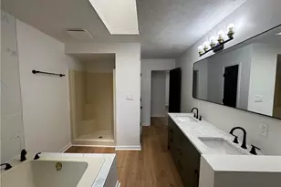 1281 S Hawkins Ave, Akron, OH 44320 - Photo 34