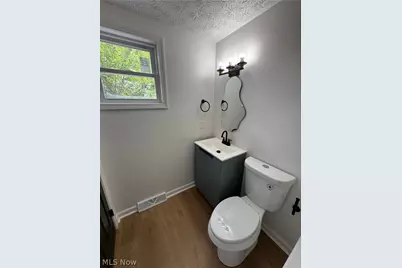 1281 S Hawkins Avenue, Akron, OH 44320 - Photo 20