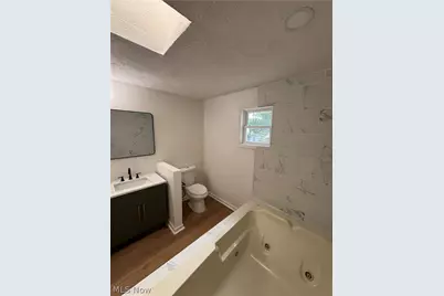 1281 S Hawkins Avenue, Akron, OH 44320 - Photo 30