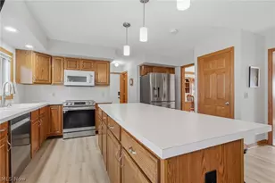 5905 Shetland Cir NE, Canton, OH 44721 - Photo 22