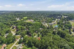 1693 Meadowlane Dr SE, Canton, OH 44709 - Photo 34