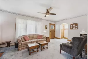 165 Shadyside Ct, Alliance, OH 44601 - Photo 8
