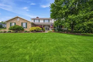 6915 Harbor Dr NW, Canton, OH 44718 - Photo 2