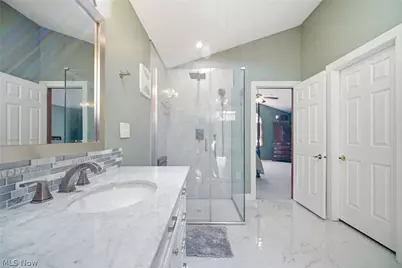 6915 Harbor Drive NW, Canton, OH 44718 - Photo 32