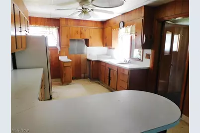 448 Harbor Street, Conneaut, OH 44030 - Photo 12