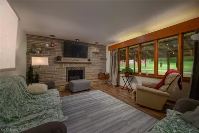 6091 Mills Drive SE, Uhrichsville, OH 44683 - Photo 16