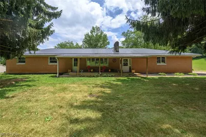 6091 Mills Drive SE, Uhrichsville, OH 44683 - Photo 1