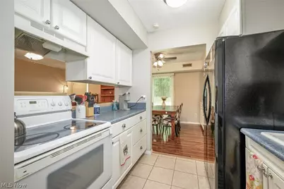 4901 Independence Unit C Circle, Stow, OH 44224 - Photo 8