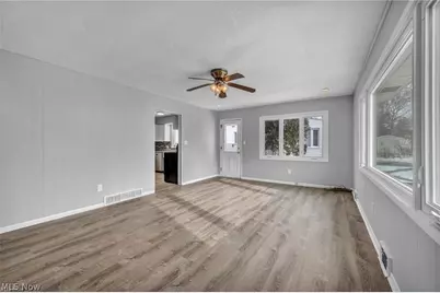 17914 Chagrin Boulevard, Huber Heights, OH 44122 - Photo 18