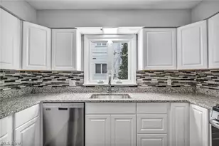 17914 Chagrin Blvd, Huber Heights, OH 44122 - Photo 6