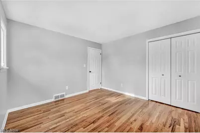 17914 Chagrin Boulevard, Huber Heights, OH 44122 - Photo 26