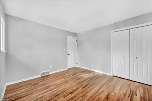 17914 Chagrin Blvd, Huber Heights, OH 44122 - Photo 26