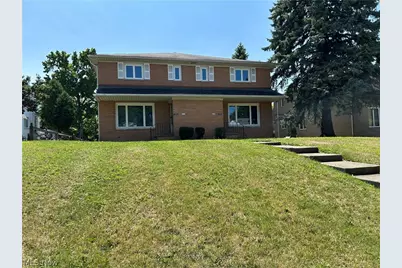 17914 Chagrin Boulevard, Huber Heights, OH 44122 - Photo 2