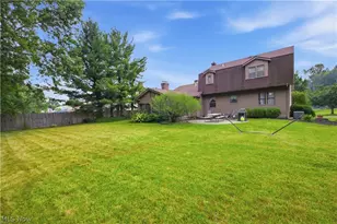 3218 Hummingbird Hill Dr, Poland, OH 44514 - Photo 32