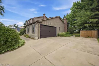 3218 Hummingbird Hill Drive, Poland, OH 44514 - Photo 4