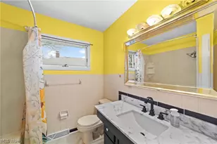 1314 Jackie Ln, Loveland, OH 44124 - Photo 14