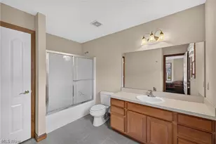 10803 Ellison Creek Dr, Concord Twp, OH 44077 - Photo 34