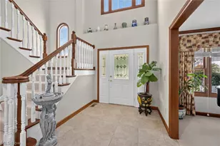 10803 Ellison Creek Dr, Concord Twp, OH 44077 - Photo 4