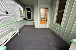 525 N Dawson St, Uhrichsville, OH 44683 - Photo 2