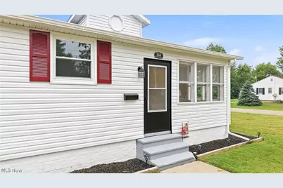 355 N 12th Street, Sebring, OH 44672 - Photo 4