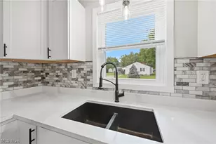 355 N 12th St, Sebring, OH 44672 - Photo 14