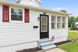355 N 12th St, Sebring, OH 44672 - Photo 4