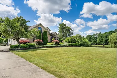11535 Sunny Lake Drive, New Middletown, OH 44442 - Photo 2