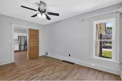 1124 W 6th Street, Lorain, OH 44052 - Photo 16
