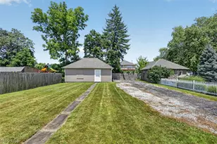 1124 W 6th St, Lorain, OH 44052 - Photo 38
