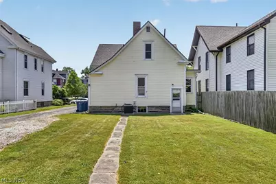 1124 W 6th Street, Lorain, OH 44052 - Photo 34