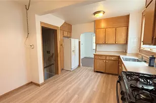 592 Lindell St, Akron, OH 44305 - Photo 18