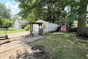 592 Lindell St, Akron, OH 44305 - Photo 6