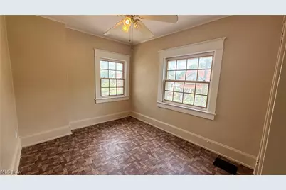 592 Lindell Street, Akron, OH 44305 - Photo 24