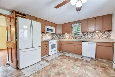 339 E Sprague Road, Green Hills, OH 44131 - Photo 20