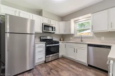 5732 Benjamin Street SW, Canton, OH 44706 - Photo 10