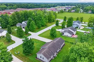 412 Brittany Ln, Jefferson, OH 44047 - Photo 42