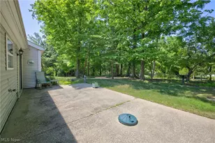 420 Pebblebrook Dr, Willoughby Hills, OH 44094 - Photo 42