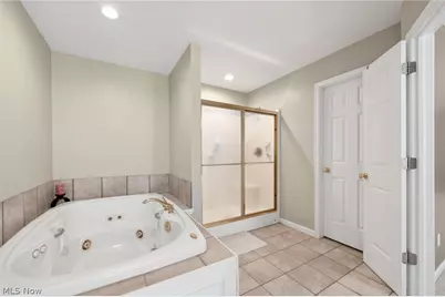 9305 Roryanna Drive, Chardon, OH 44024 - Photo 26