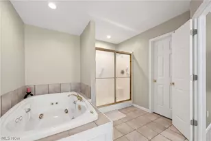 9305 Roryanna Dr, Chardon, OH 44024 - Photo 26