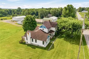 11513 Kile Rd, Chardon, OH 44024 - Photo 2