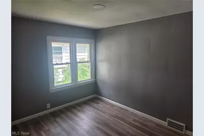 568 E Lucius Avenue, Youngstown, OH 44502 - Photo 8