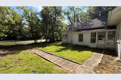 629 Portage Lakes Drive, Akron, OH 44319 - Photo 4